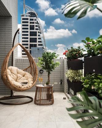 Comma Boutique Hotel