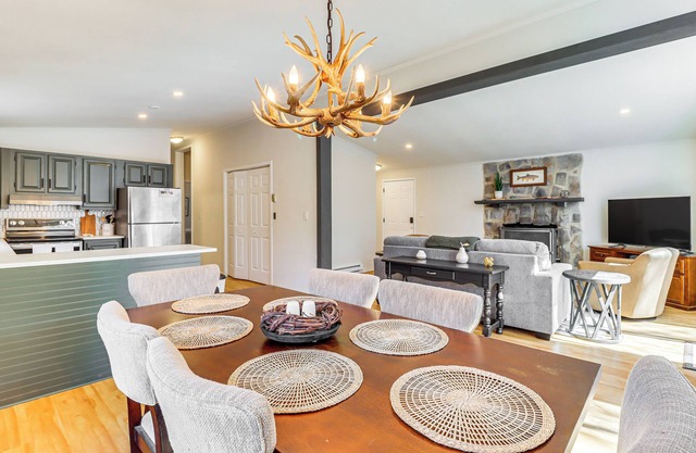 Community Perks: Updated Albrightsville Retreat!