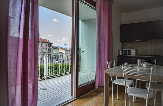Como Comfort Flat by Wonderful Italy