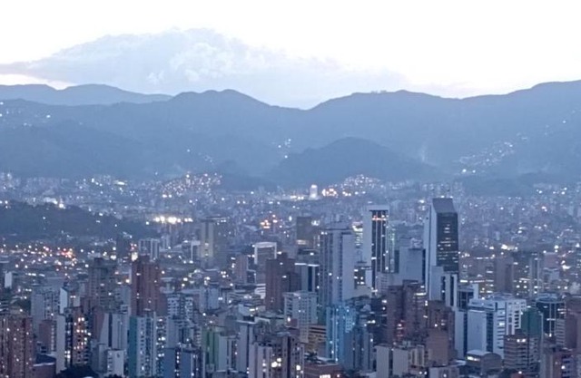 Comodo apartamento en Medellín con una vista maravillosa de la ciudad