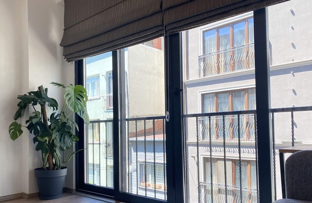 Compact Flat 5 min to Taksim Ave in Beyoglu