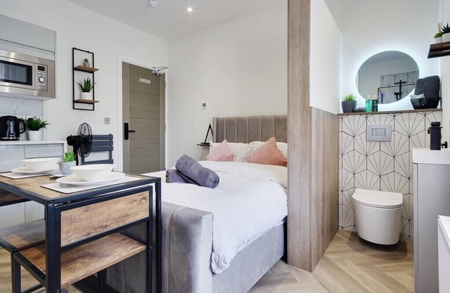 Executive-Suite-Eigenes Badezimmer-The Arlo