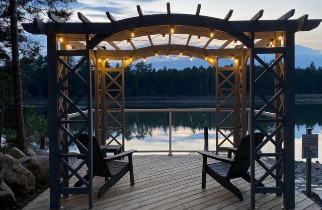 Compass Cove Cottage