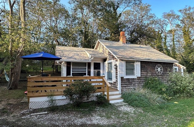 Compass Rose Beach Cottage – Perfect for a Relaxing Getaway