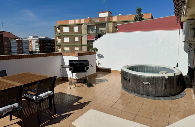 Complete Attic Having Everything to Enjoy Valencia's sun in the Terrace!