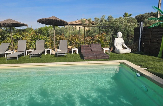 Mazets bis 14 Pers 2 Spa-Pool Karaoke-Geburtstagsfeiern