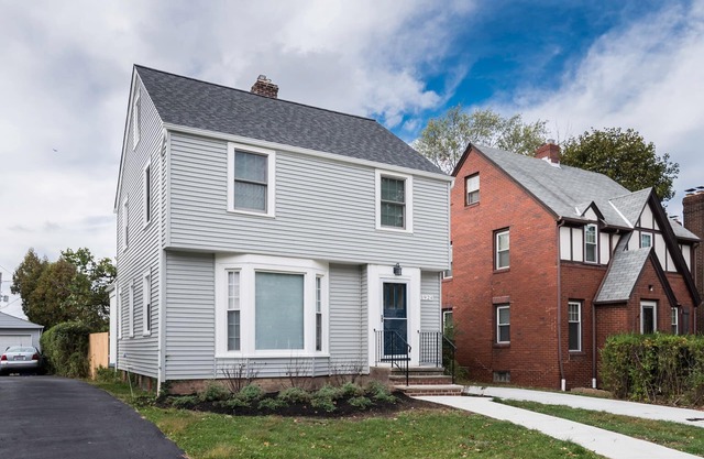 Komplett renoviert Außen-und Innenbereich - Wir sind bereit, Sie zu bewirten!