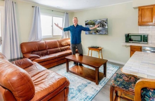 Completely Renovated Townhome Near Mineral's Resort! Dog Friendly2