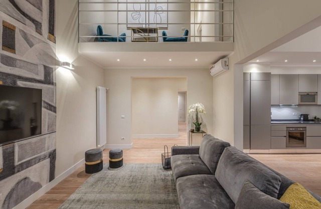 COMPLETELY RENOVATED (September 2019) luxury 4-bedroom, 4-bathroom apartment.