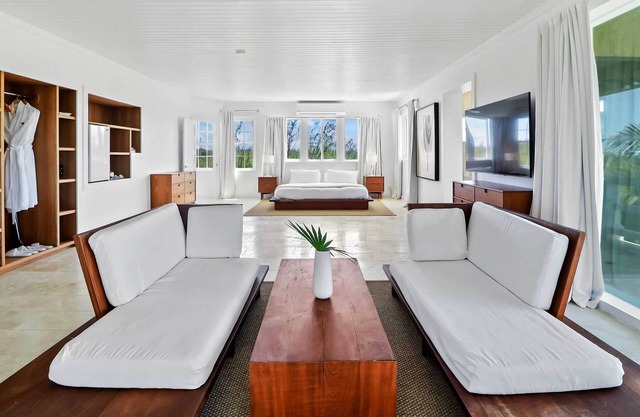 Complimentary Concierge + Private Beaches & Pool + Chef Services + King Suites