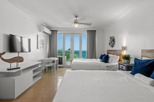 Condado Lagoon by Otium