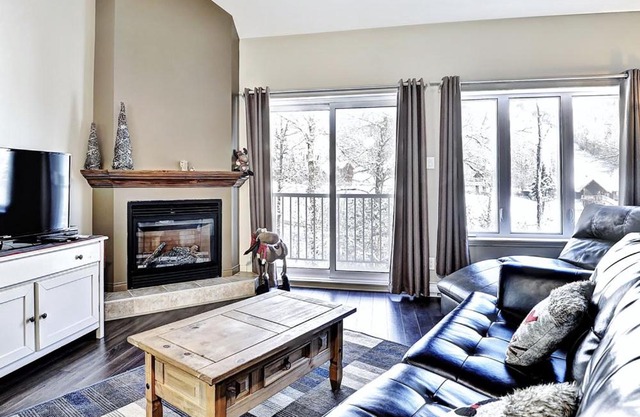 Condo 306 33 Chemin du Hameau by Les Chalets Alpins