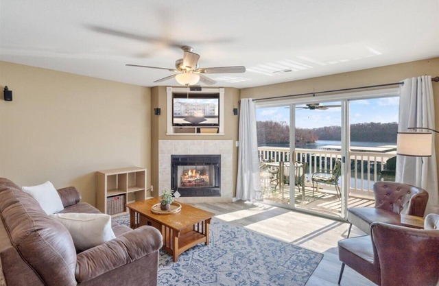 Condo at Parkview Bay by StayLage