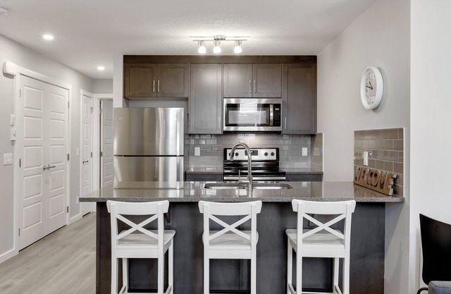 Condo by South Health Campus