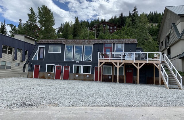 Condo E at The St. Bernard