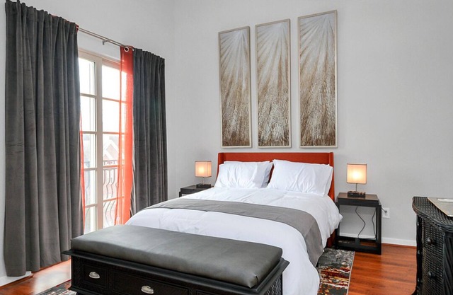 Condo in Midtown. One block from downtown. Minutes from Texas Medical Center