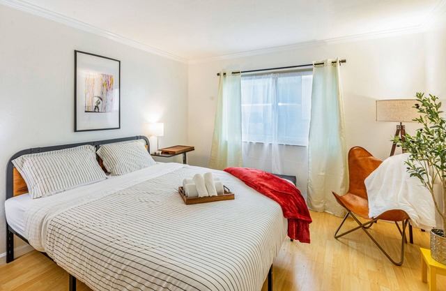Condo in most sought-after neighborhoods with Secure parking