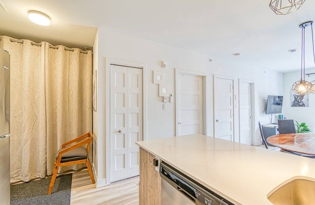 Condo Moderne