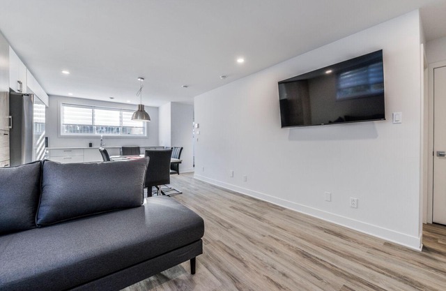 Condo Neuf 4 1/2 Près DE L'hôpital Charles-lemoyne