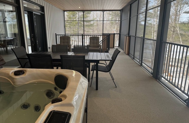 Condo Neuf a Orford !