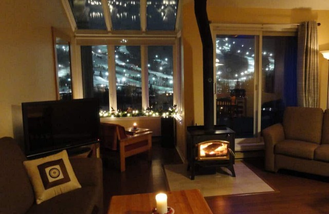 Condo Stoneham, komm für den Ski, bleib für die Aussicht.