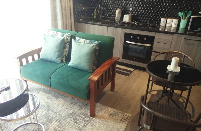 Condo Studio with WiFi-Rooftop Gym-Pool & Restaurant