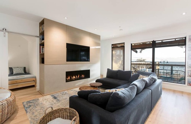 Condo with a Beautiful Beach View