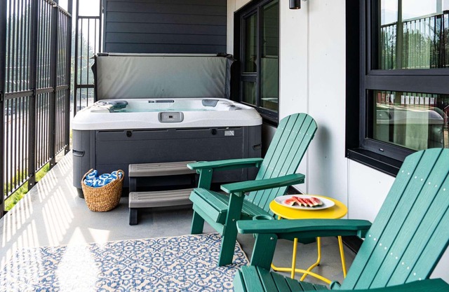 Condo with Hot Tub - Cabot Views
