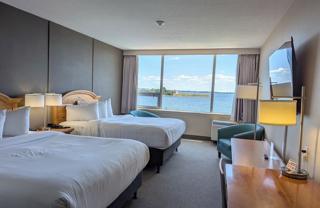Confederation Place - Hotel