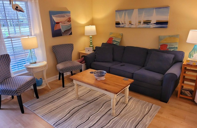 Zeitgenössische Beach Condo im Resort at Goose Rocks-END UNIT WiFi in Einheit