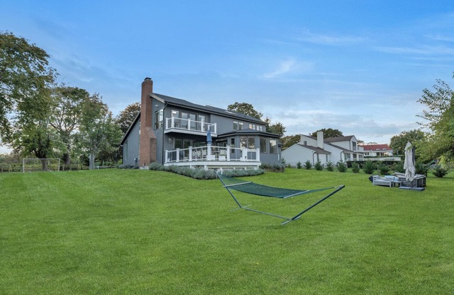 Contemporary Colonial home with pristine Peconic bay views, steps to...