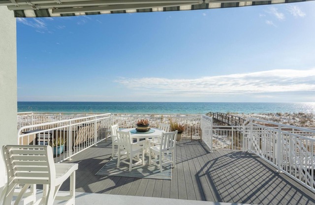 Contemporary Gulf Front Townhome Just Steps from the Water