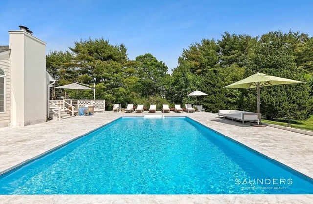 Contemporary Southampton Villa