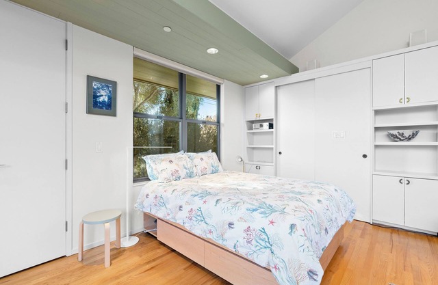 Eine kleine Studio Modern Nach Seabright Beach!