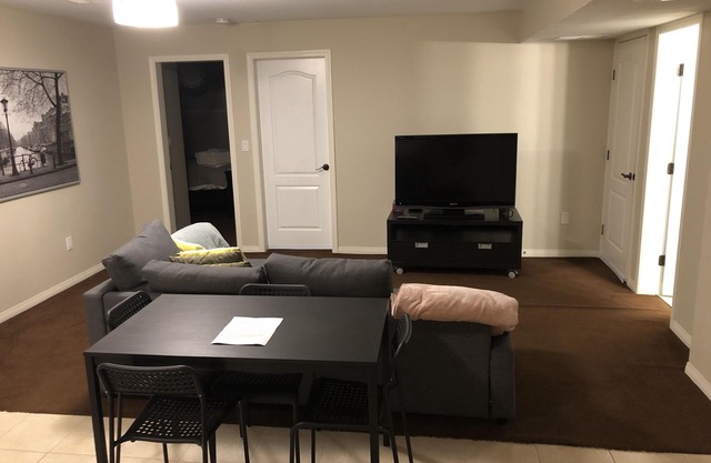 Contemporary Walnut Grove Suite