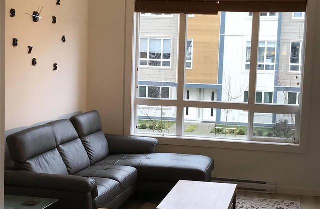 Conterporary new townhome in Squamish - between Whistler and Vancouver