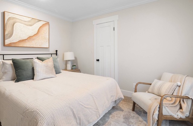 Convenient Living Awaits 2 bedrooms and 1.5 bathrooms