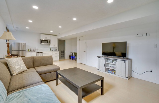Convenient Salt Lake Area Vacation Rental!