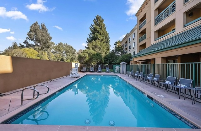 Convenient Stay in San Ramon! 4 Pet-friendly Units