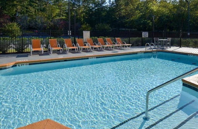 Convenient Stay near Downtown Pendleton - Perfect for Business Travelers