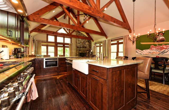 Conveniently Located Home Close to Attitash & Story Land, Mins from N Conway