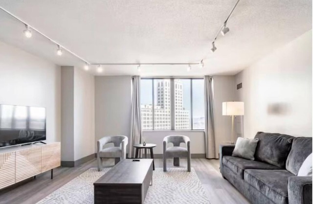 Convention Center 1BR Condo| Downtown Hartford|GYM