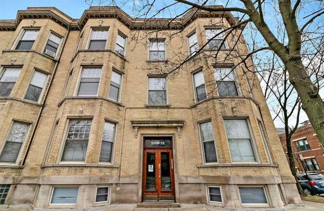 Cool 2BR | Wrigleyville close to Fun City