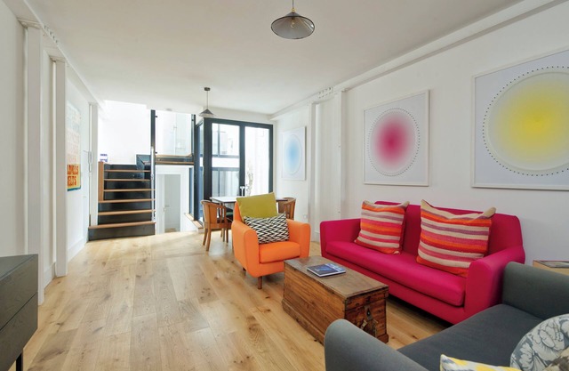 Cool North Kensington apartment close to Notting Hill!
