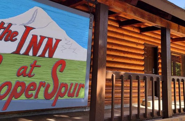 Cooper Spur Mountain Resort