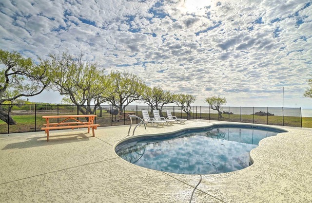 Copano Bay Retreat w/ Porch, Yard & Private Pier!