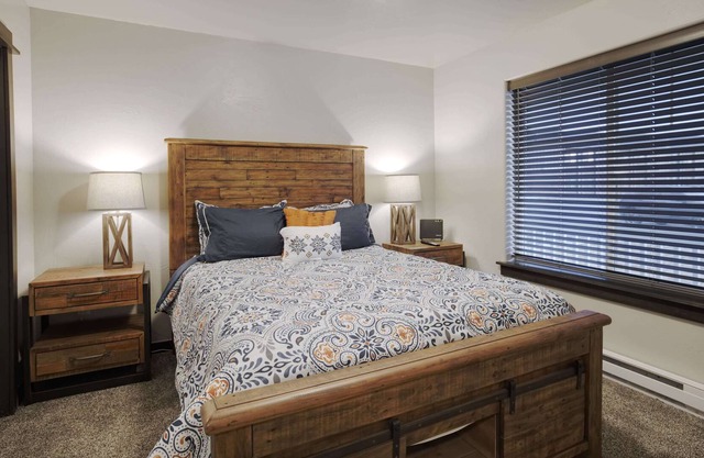 Copper King Extended Stay Collection - 2 Bedroom Duplex