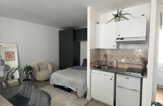 Coquet Appartement Dans Passage Typique Paris 17