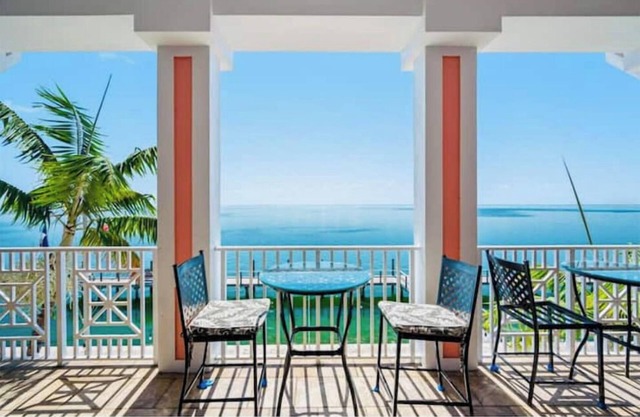 Coquina Key tropical paradise