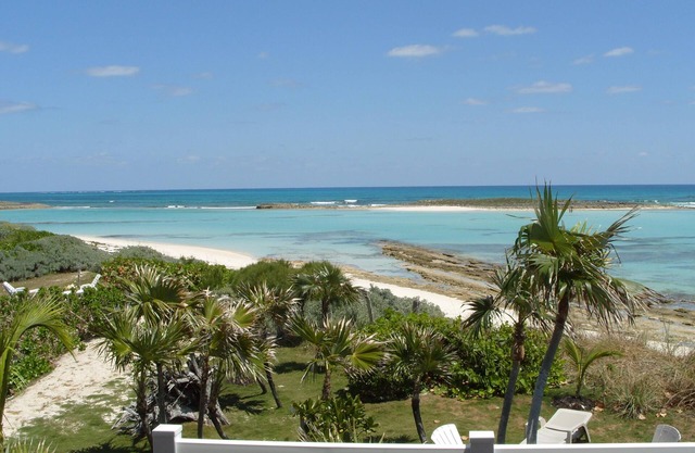 Coral Sands Beach House en el océano, Green Turtle Cay, Bahamas